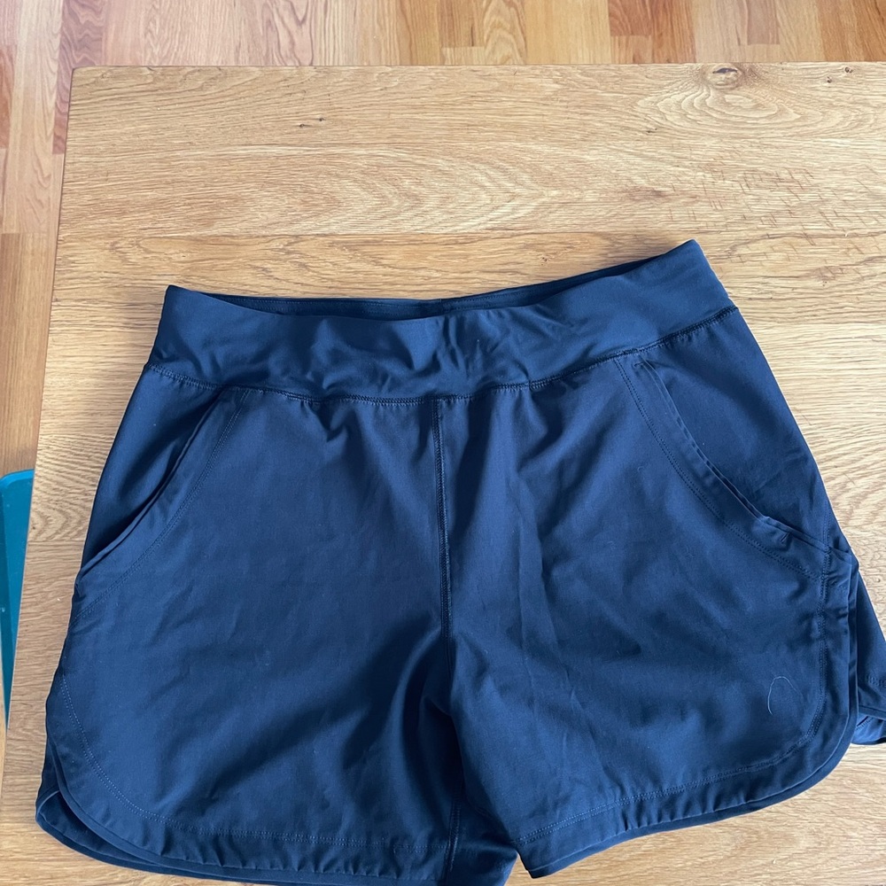 Lands' End Women's Black Athletic Shorts